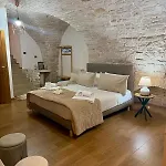 Casa La Grotta Feriehus *