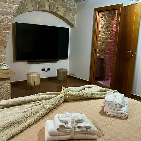 Casa La Grotta Tatil Evi