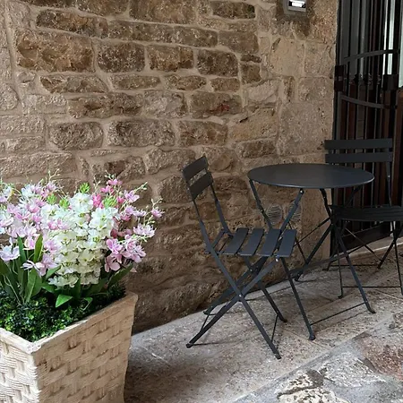 Casa La Grotta *
