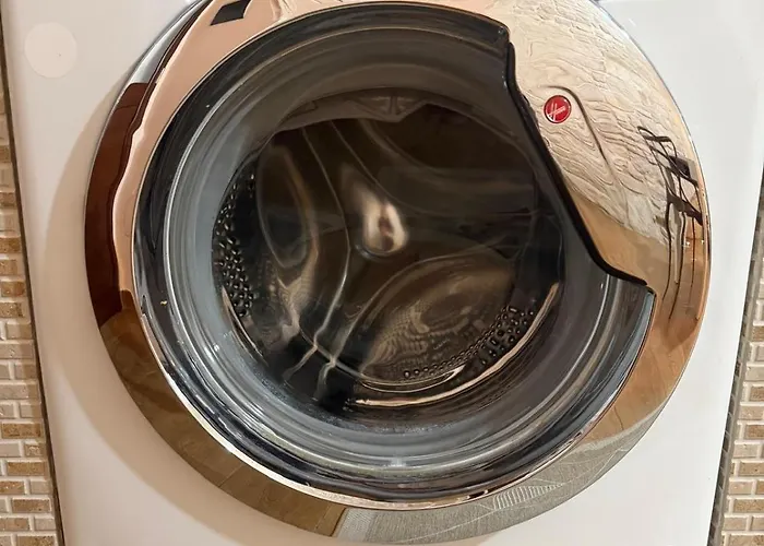 Casa La Grotta 度假居 比通托